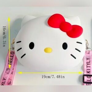 Hello Kitty Crossbody Bag with Adjustable Shoulder Strap, Handbag with Zipper